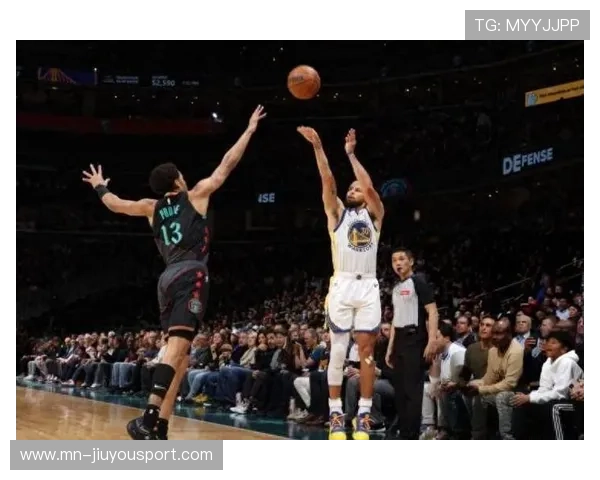 奇才快速推进，库兹马三分追分：勇敢拼搏，迎接逆袭的时刻